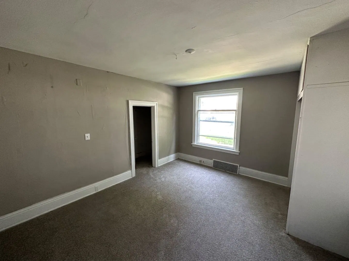 727-729 Kentucky Ave. (Duplex) — Photo 2