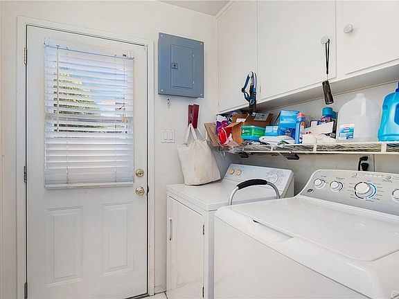 5th image of 13601 Paysen Dr