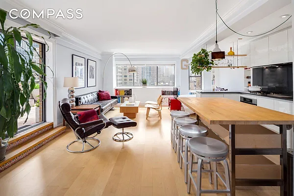 Sold by Compass | media 3