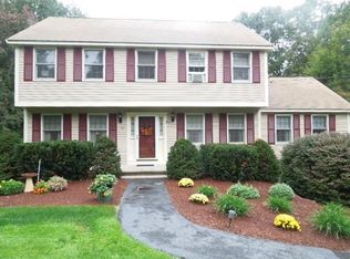 15 Nevada Rd, Tyngsboro, MA 01879