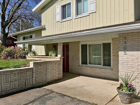 3rd image of 4405 Arbor Dr
