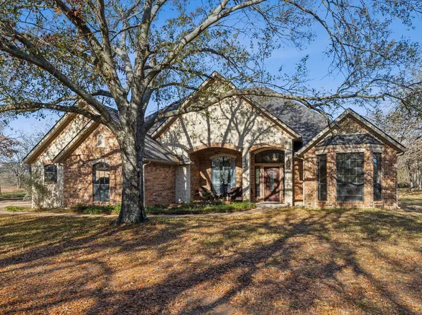 4033 Willow Brook Cir, Terrell, TX 75160