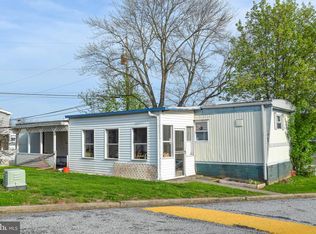 93 Valley View Rd, Birdsboro, PA 19508