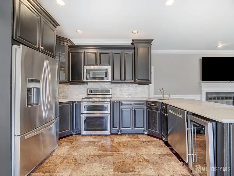 8 Mulberry Ct — Photo 3