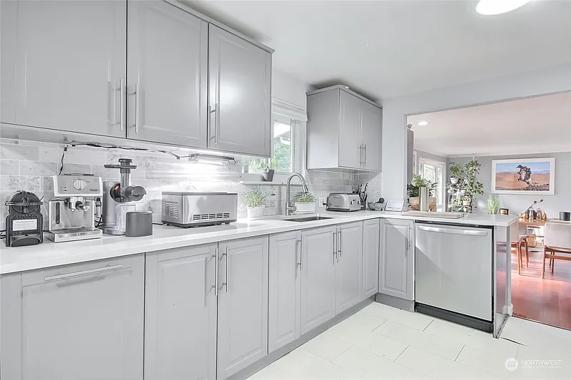 Thumbnail 16