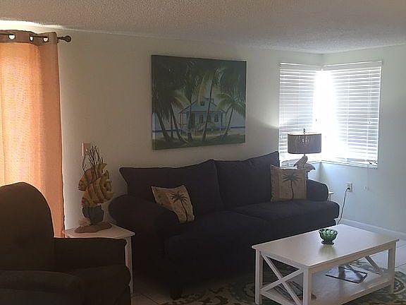 5th image of 13906 Darlene Ave