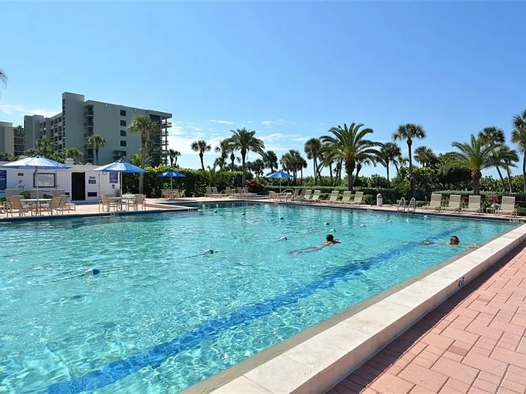 1125 Gulf Of Mexico Dr #403 — Photo 37
