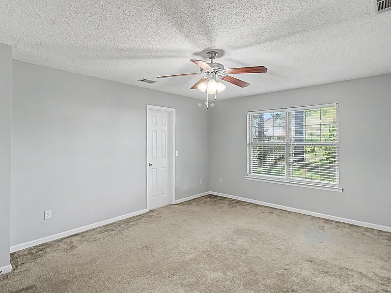 1110 Cornett Ct — Photo 25
