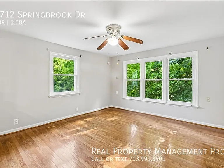 4712 Springbrook Dr — Photo 10