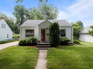 613 E Harrison St, Appleton, WI 54915
