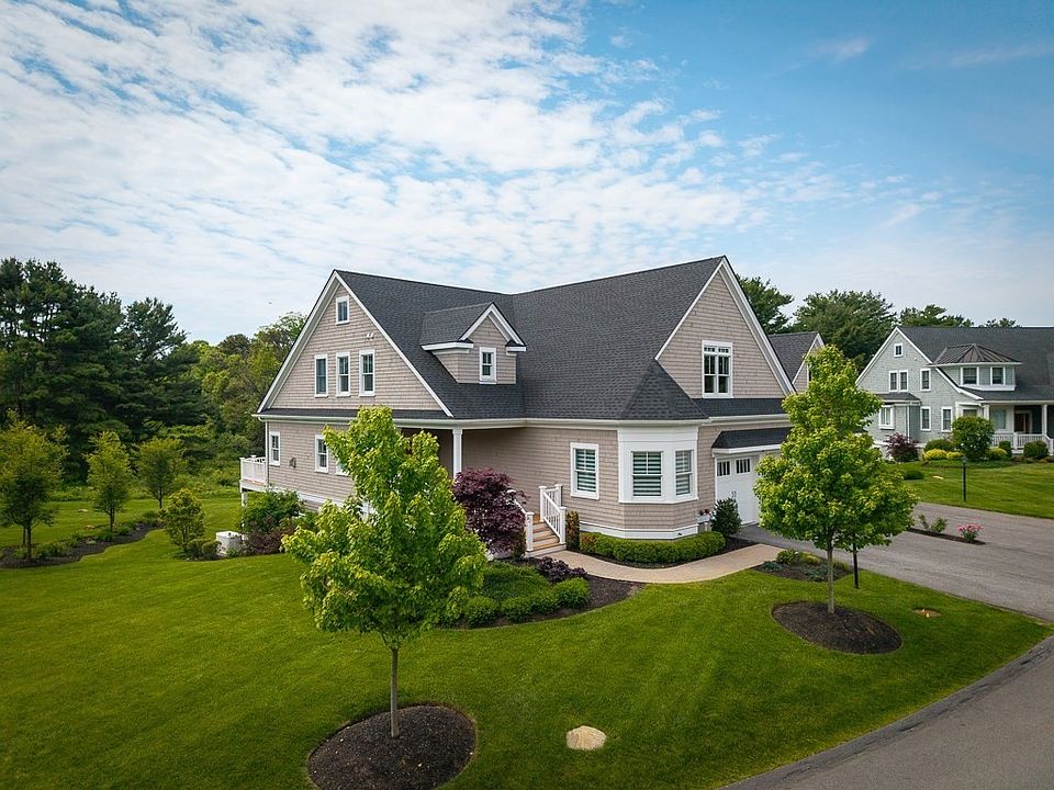 1st image of 8 Pine Hill Rd #8