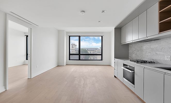 1st image of 550 Vanderbilt Ave APT 619