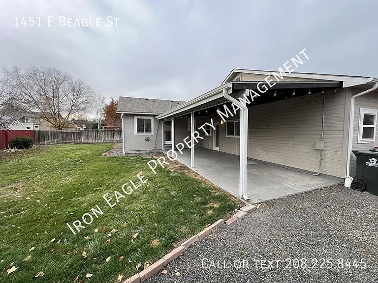 1451 E Beagle St — Photo 22