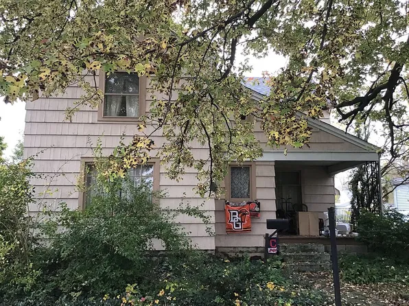 346 Summit St, Fostoria, OH 44830