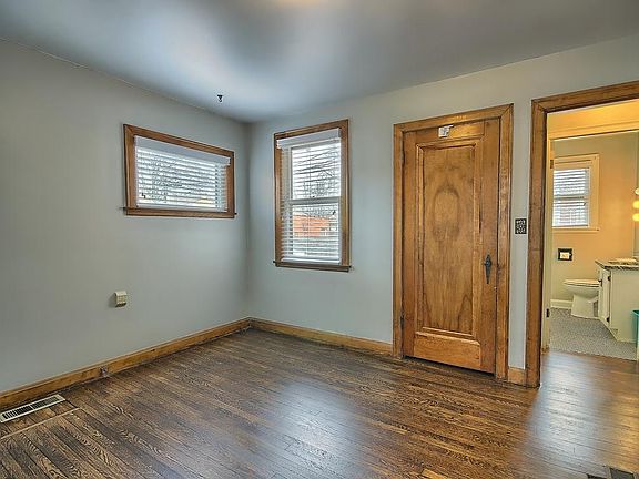 Bedroom #1