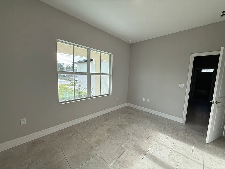 3665 N Cranberry Blvd — Photo 14