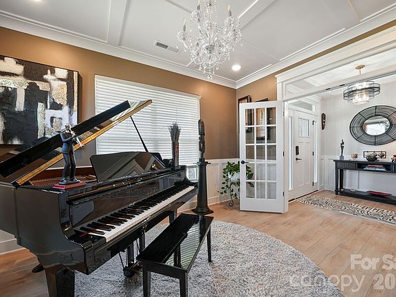4th image of 13231 Fiore Pl