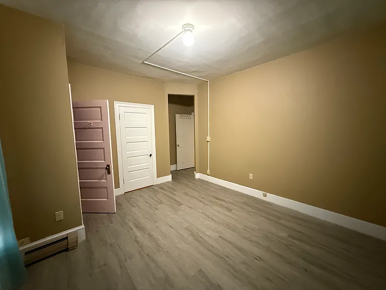 332 Hancock St #1 — Photo 7