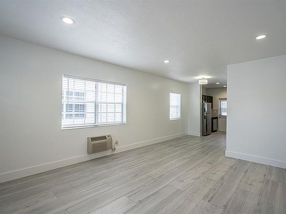 4th image of 330 84th St Unit 9-330-9