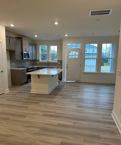 1512 Cedar Tree Dr #1512 — Photo 2