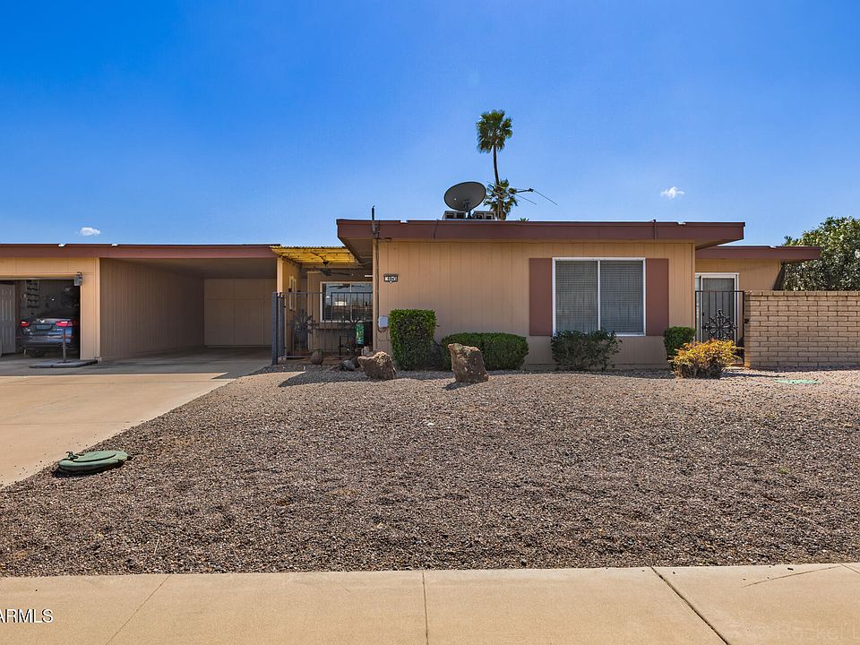 1st image of 9845 W ROYAL RIDGE Drive