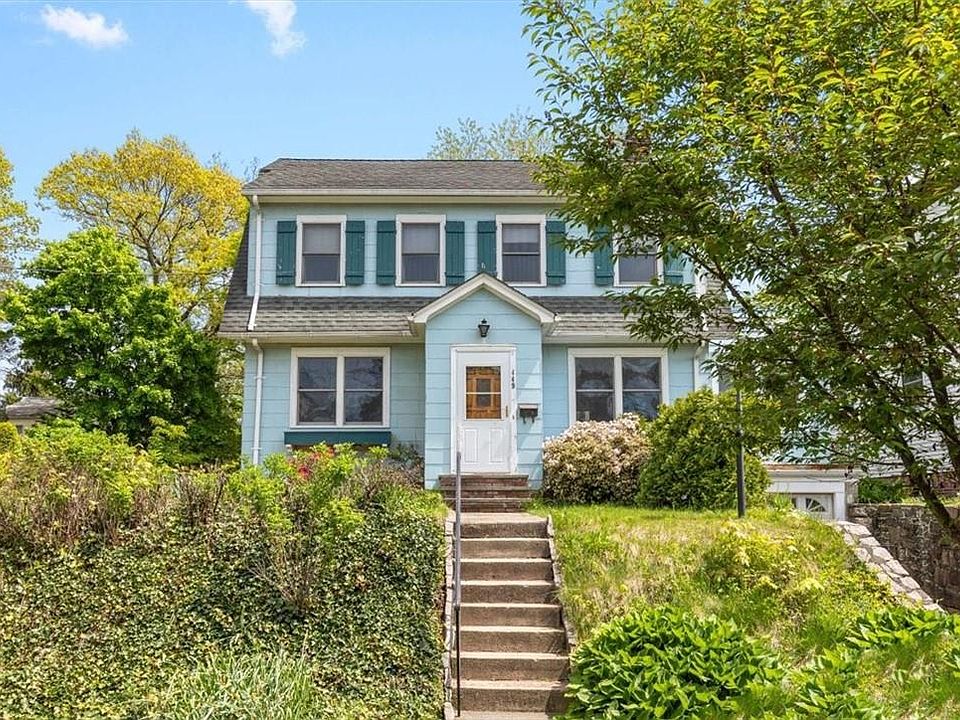 1st image of 149 Crestwood Avenue