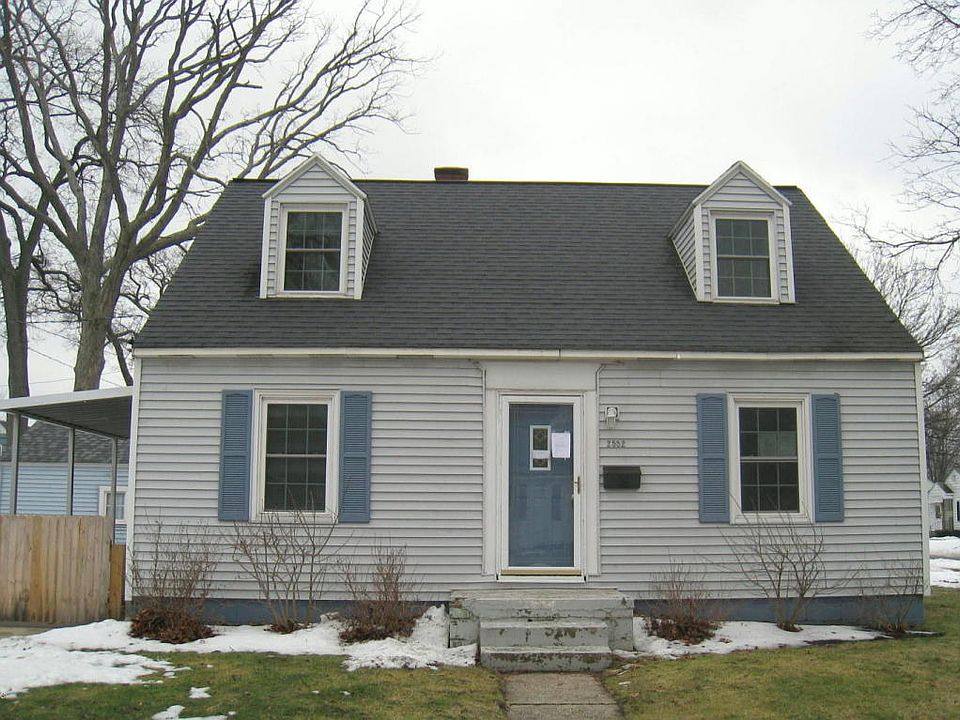 1st image of 2552 Cumberland St