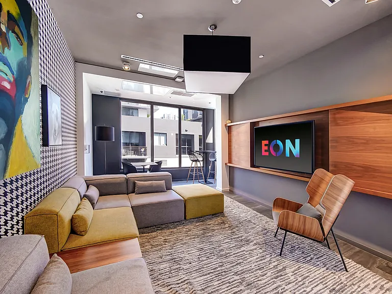 EON Squared* — Photo 36
