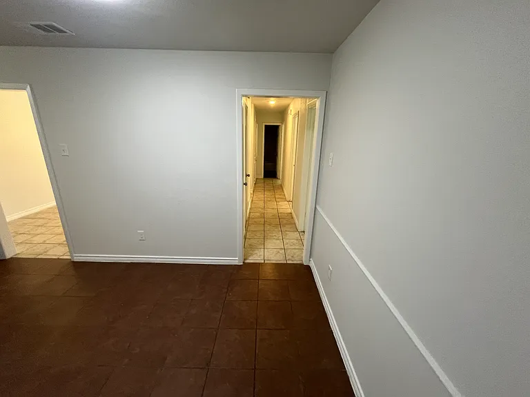 1027 Caladium Dr — Photo 5