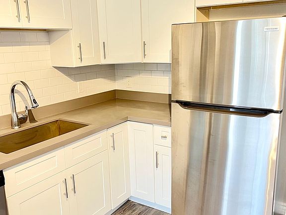 4th image of 4740 N 28th St #5
