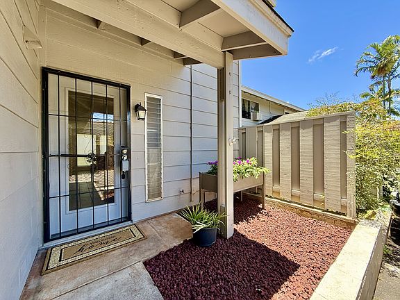 2nd image of 94-1010 Anania Cir APT 85