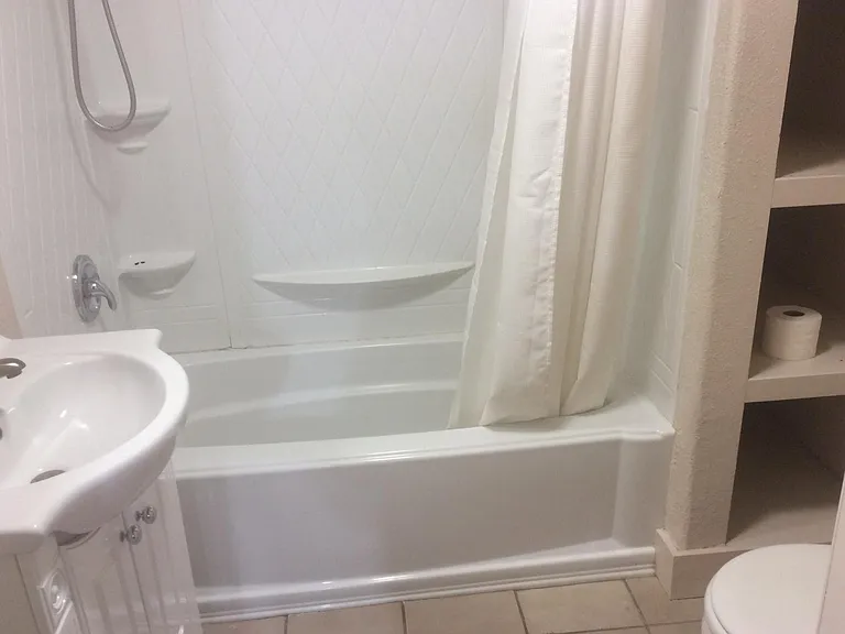590 E Leland Ave — Photo 11