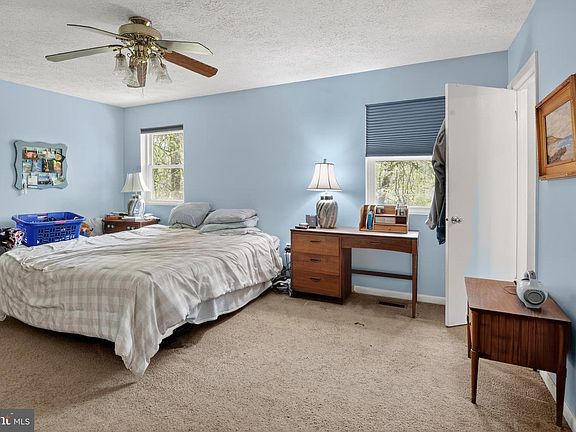 5th image of 12344 Greenspring Ave