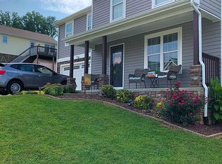 102 Carmack Dr, Bristol, VA 24201