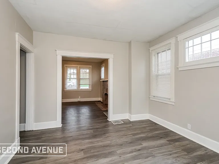4315 W 8th St — Photo 6