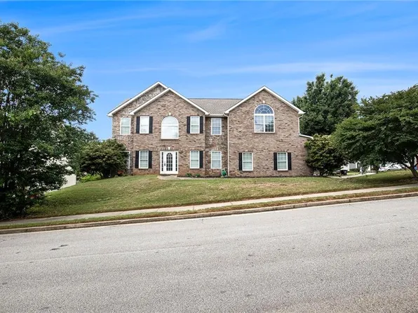 140 Jackson Ave, Braselton, GA 30517