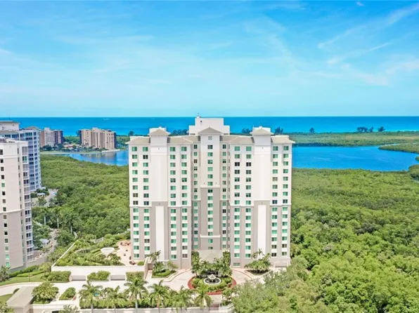 265 Indies Way APT 904, Naples, FL 34110