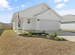 5252 Peach Dr, Pace, FL 32571