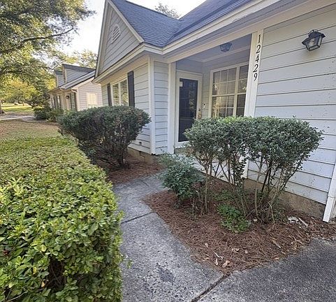 2nd image of 12429 Danby Rd