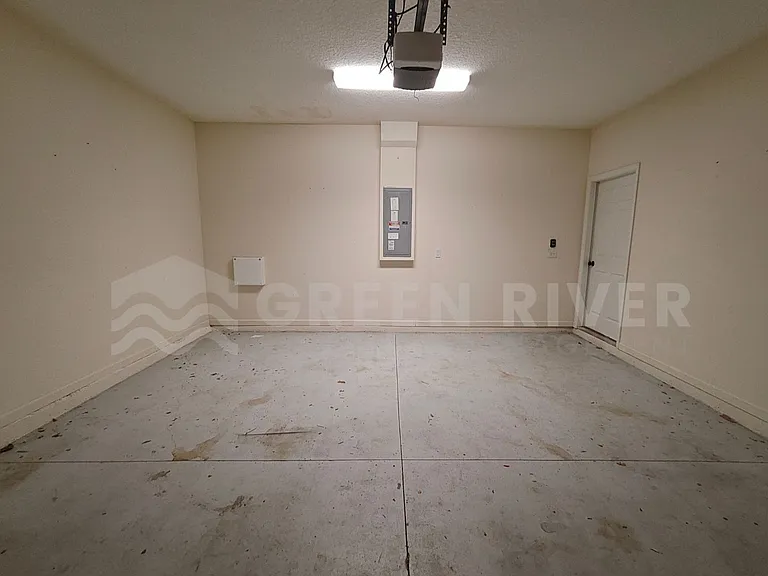 3107 Zeyno Dr — Photo 45