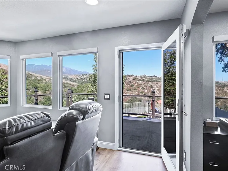 52 Touraine Pl — Photo 34