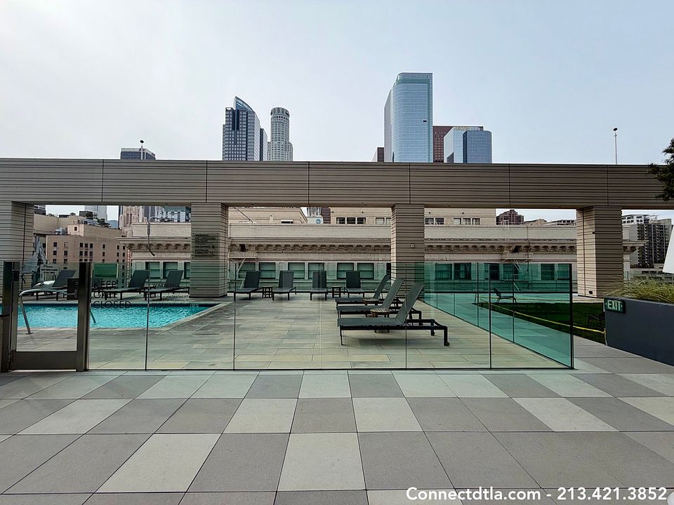 1st image of 400 S Broadway Ave #1015