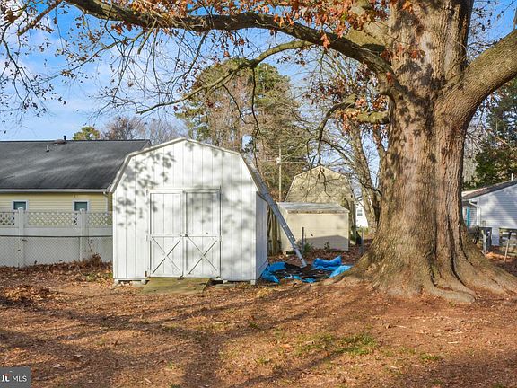 5th image of 119 Westmoreland Dr