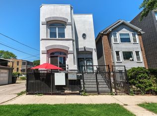 2042 W Crystal St APT 1R, Chicago, IL 60622