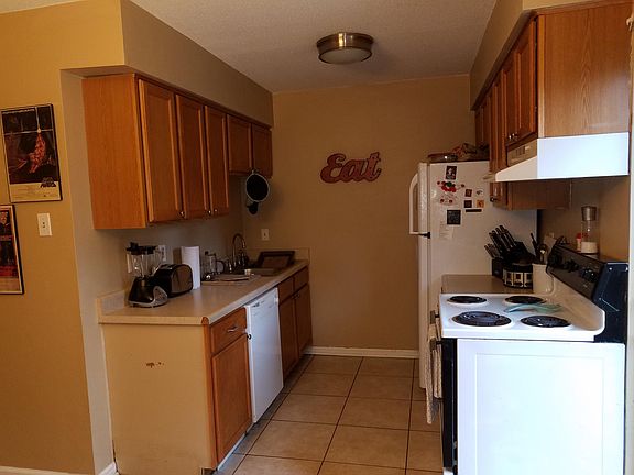 4th image of 545 Cedarwood Dr