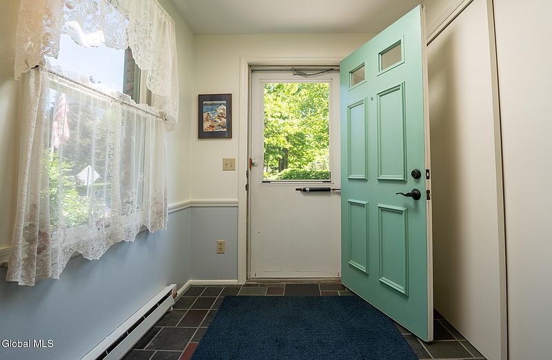 2nd image of 103 Union Avenue