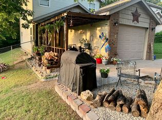4169 Oakwood Rd, Rockaway Beach, MO 65740
