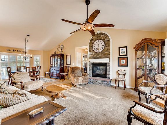 3rd image of 8277 Sun Country Dr