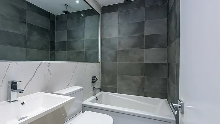 Rented by Nooklyn NYC LLC | media 31