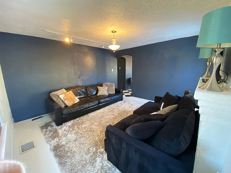 1157 S Emerson St — Photo 6